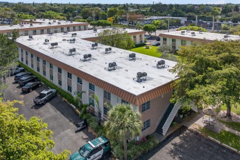 Copropriété à vendre à Wilton Manors, Floride: 1 chambre, 69.68 m2 № 2189735 - photo 25