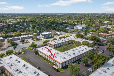Copropriété à vendre à Wilton Manors, Floride: 1 chambre, 69.68 m2 № 2189735 - photo 19