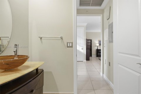 Купить кондоминиум в Санрайз, Флорида 7 комнат, 173.26м2, № 1983941 - фото 20