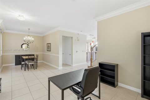 Купить кондоминиум в Санрайз, Флорида 7 комнат, 173.26м2, № 1983941 - фото 22