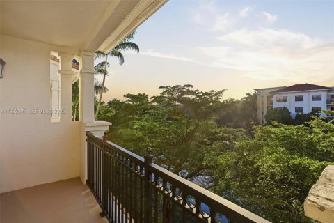 Купить кондоминиум в Санрайз, Флорида 7 комнат, 173.26м2, № 1983941 - фото 4