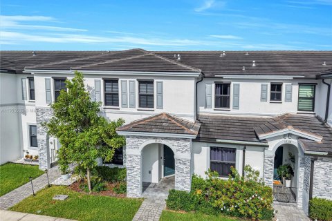 Townhouse in Miami, Florida 3 bedrooms, 142.98 sq.m. № 1954446 - photo 1