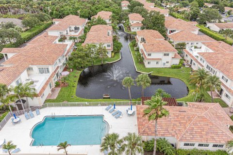Condo in Vero Beach, Florida, 2 bedrooms № 2188146 - photo 30