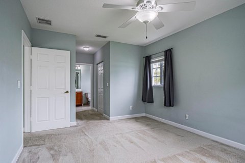 Condo in Vero Beach, Florida, 2 bedrooms № 2188146 - photo 16