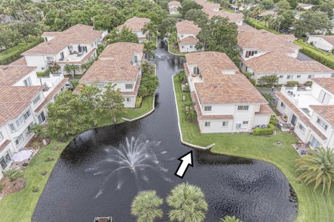 Condo in Vero Beach, Florida, 2 bedrooms № 2188146
