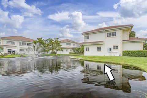 Condo in Vero Beach, Florida, 2 bedrooms № 2188146 - photo 27