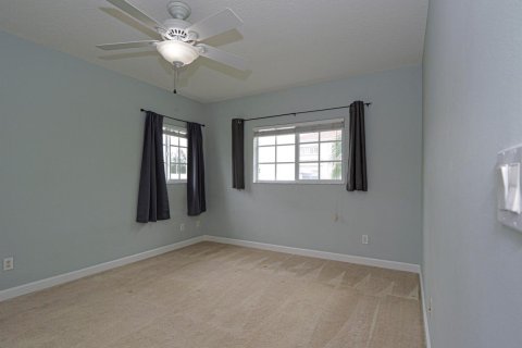 Condo in Vero Beach, Florida, 2 bedrooms № 2188146 - photo 17