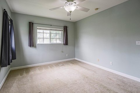 Condo in Vero Beach, Florida, 2 bedrooms № 2188146 - photo 19