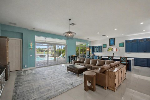 Casa en venta en Port St. Lucie, Florida, 3 dormitorios, 278.71 m2 № 2188400 - foto 25
