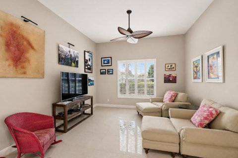 Casa en venta en Port St. Lucie, Florida, 3 dormitorios, 278.71 m2 № 2188400 - foto 10