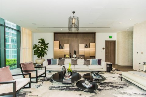 Купить кондоминиум в Майами, Флорида 2 спальни, 106.93м2, № 1821622 - фото 15