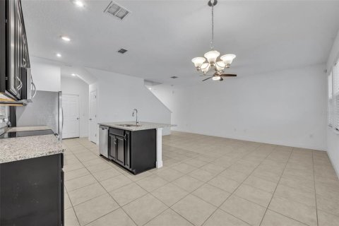 Touwnhouse à louer à Winter Park, Floride: 3 chambres, 163.04 m2 № 2122361 - photo 10