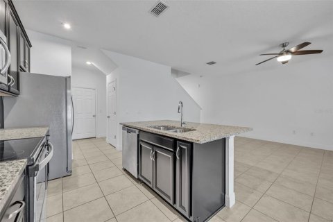 Touwnhouse à louer à Winter Park, Floride: 3 chambres, 163.04 m2 № 2122361 - photo 17