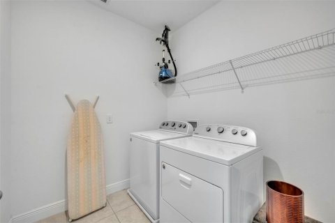 Touwnhouse à louer à Winter Park, Floride: 3 chambres, 163.04 m2 № 2122361 - photo 28