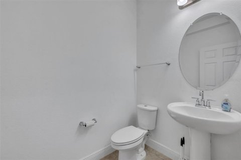 Touwnhouse à louer à Winter Park, Floride: 3 chambres, 163.04 m2 № 2122361 - photo 18