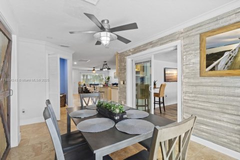 Villa ou maison à vendre à Cape Coral, Floride: 3 chambres, 153.29 m2 № 1939344 - photo 27