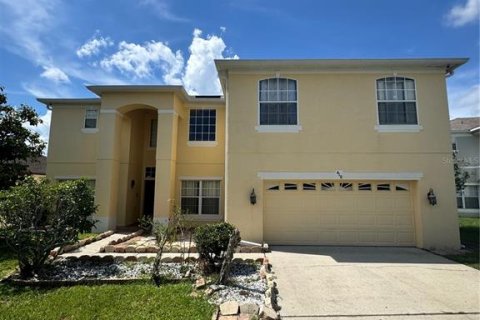 House in Kissimmee, Florida 4 bedrooms, 238.85 sq.m. № 1869641 - photo 1