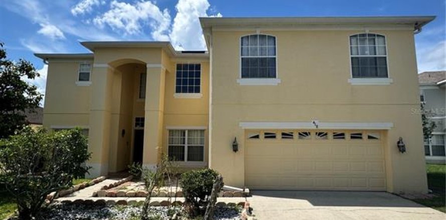 House in Kissimmee, Florida 4 bedrooms, 238.85 sq.m. № 1869641