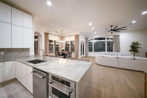 Купить виллу или дом в Нокомис, Флорида 9 комнат, 456.52м2, № 2111682 - фото 22