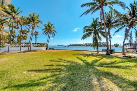 Copropriété à louer à Miami, Floride: 1 chambre, 72.65 m2 № 1966996 - photo 5