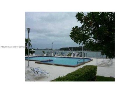 Copropriété à louer à Miami, Floride: 1 chambre, 72.65 m2 № 1966996 - photo 7