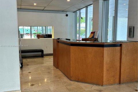 Copropriété à louer à Miami, Floride: 1 chambre, 72.65 m2 № 1966996 - photo 20