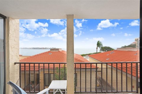 Condominio en alquiler en Saint Petersburg, Florida, 2 dormitorios, 97.55 m2 № 1591988 - foto 21