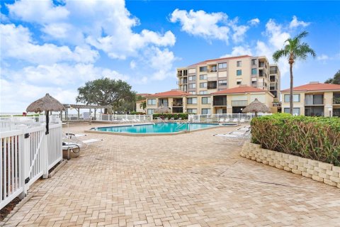 Condominio en alquiler en Saint Petersburg, Florida, 2 dormitorios, 97.55 m2 № 1591988 - foto 24
