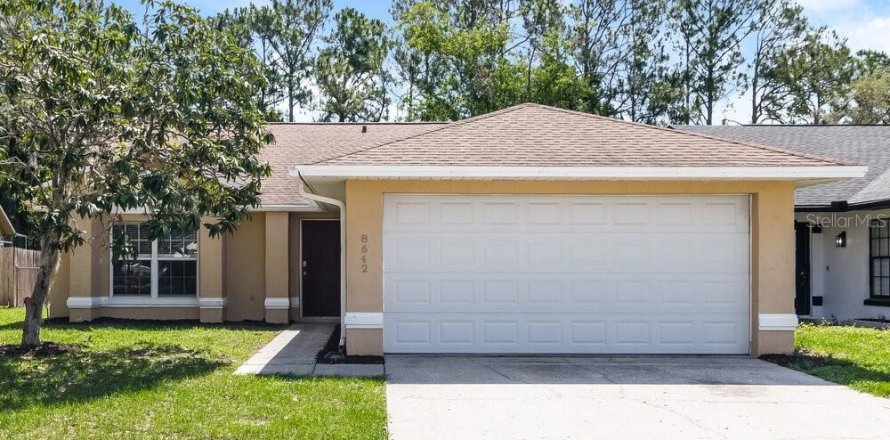 Villa ou maison à Kissimmee, Floride 3 chambres, 145.58 m2 № 2437216