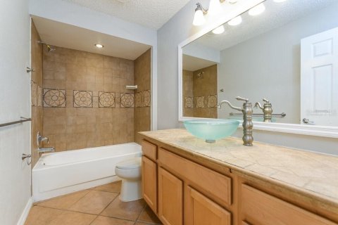 Villa ou maison à louer à Kissimmee, Floride: 3 chambres, 145.58 m2 № 2437216 - photo 12