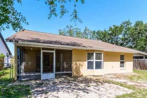 Villa ou maison à louer à Kissimmee, Floride: 3 chambres, 145.58 m2 № 2437216 - photo 16
