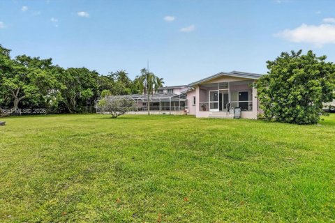 Casa en venta en Pinecrest, Florida, 7 dormitorios, 604.24 m2 № 2192120 - foto 4