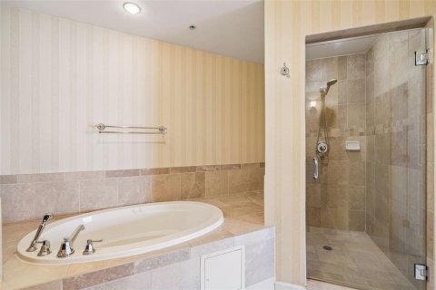 Купить кондоминиум в Орландо, Флорида 7 комнат, 222.87м2, № 1902310 - фото 18