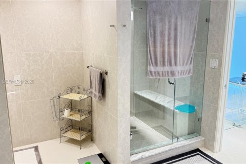 Condominio en alquiler en Aventura, Florida, 2 dormitorios, 237.83 m2 № 2066967 - foto 15