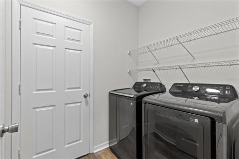 Villa ou maison à vendre à Kissimmee, Floride: 4 chambres, 180.32 m2 № 2356595 - photo 18