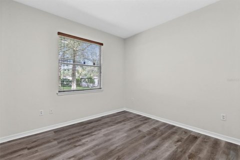 Villa ou maison à vendre à Kissimmee, Floride: 4 chambres, 180.32 m2 № 2356595 - photo 13