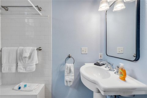 Casa en venta en New Smyrna Beach, Florida, 3 dormitorios, 121.52 m2 № 1914238 - foto 15