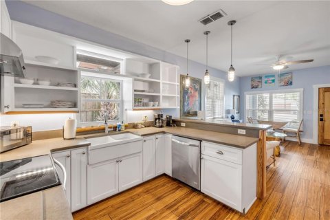 Casa en venta en New Smyrna Beach, Florida, 3 dormitorios, 121.52 m2 № 1914238 - foto 11