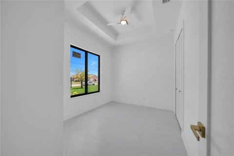 Villa ou maison à vendre à Cape Coral, Floride: 4 chambres, 179.77 m2 № 2199493 - photo 15