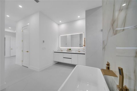 Villa ou maison à vendre à Cape Coral, Floride: 4 chambres, 179.77 m2 № 2199493 - photo 27