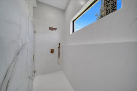 Villa ou maison à vendre à Cape Coral, Floride: 4 chambres, 179.77 m2 № 2199493 - photo 29