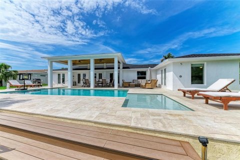 Villa ou maison à vendre à Holmes Beach, Floride: 4 chambres, 224.73 m2 № 1900804 - photo 22