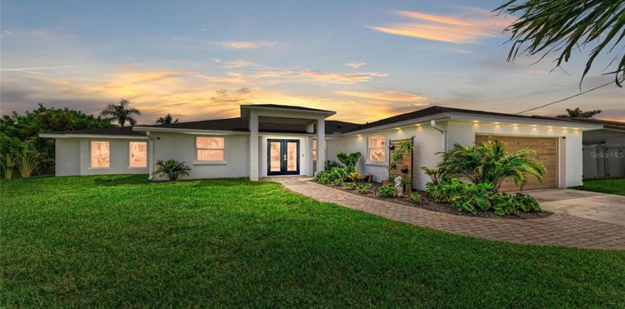 Villa ou maison à Holmes Beach, Floride 4 chambres, 224.73 m2 № 1900804