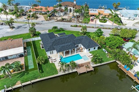 Villa ou maison à vendre à Holmes Beach, Floride: 4 chambres, 224.73 m2 № 1900804 - photo 10