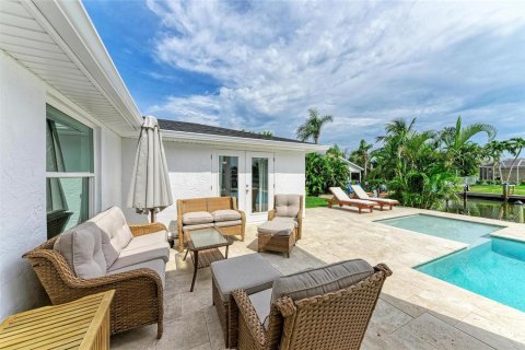 Villa ou maison à vendre à Holmes Beach, Floride: 4 chambres, 224.73 m2 № 1900804 - photo 18