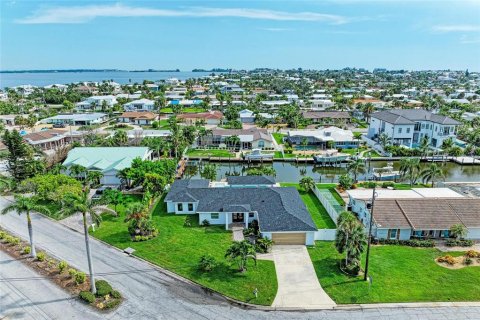 Villa ou maison à vendre à Holmes Beach, Floride: 4 chambres, 224.73 m2 № 1900804 - photo 8
