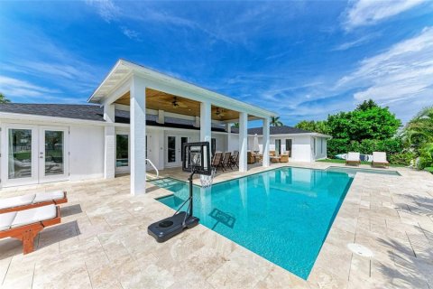 Villa ou maison à vendre à Holmes Beach, Floride: 4 chambres, 224.73 m2 № 1900804 - photo 14