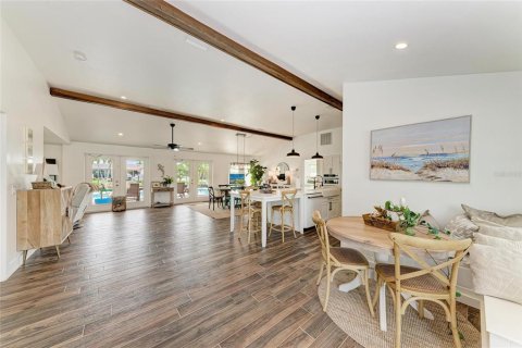 Villa ou maison à vendre à Holmes Beach, Floride: 4 chambres, 224.73 m2 № 1900804 - photo 26