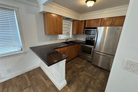 Apartment in Hollywood, Florida 1 bedroom, 58.06 sq.m. № 2256139 - photo 4
