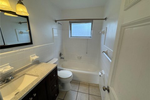 Apartment in Hollywood, Florida 1 bedroom, 58.06 sq.m. № 2256139 - photo 7